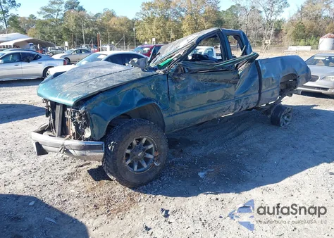 1997 Chevrolet C1500 Fleetside из США, поврежденный, VIN 1GCEC19M2VE215608